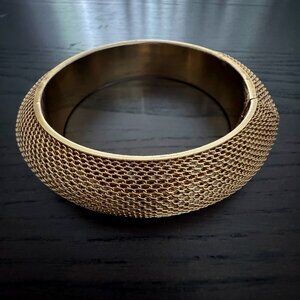 Gold Tone Metal Mesh Bangle Bracelet Costume Jewelry
